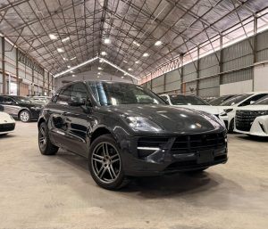Recon 2021 Recond Porsche Macan 2.0 SUV