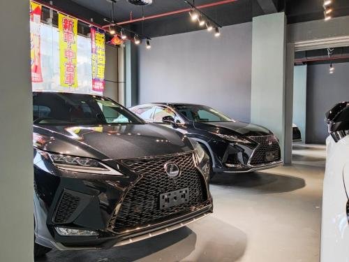 Showroom2
